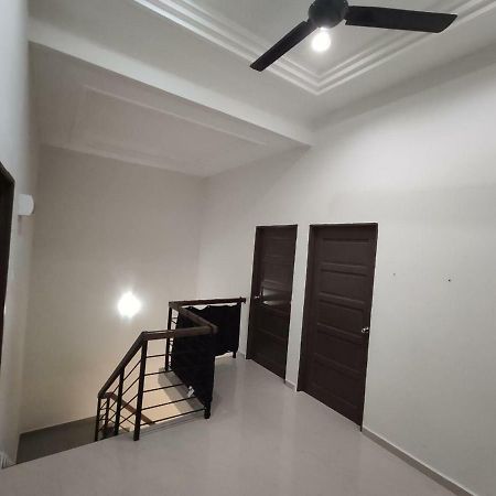 Ar-Rayyan Homestation Dungun Buitenkant foto