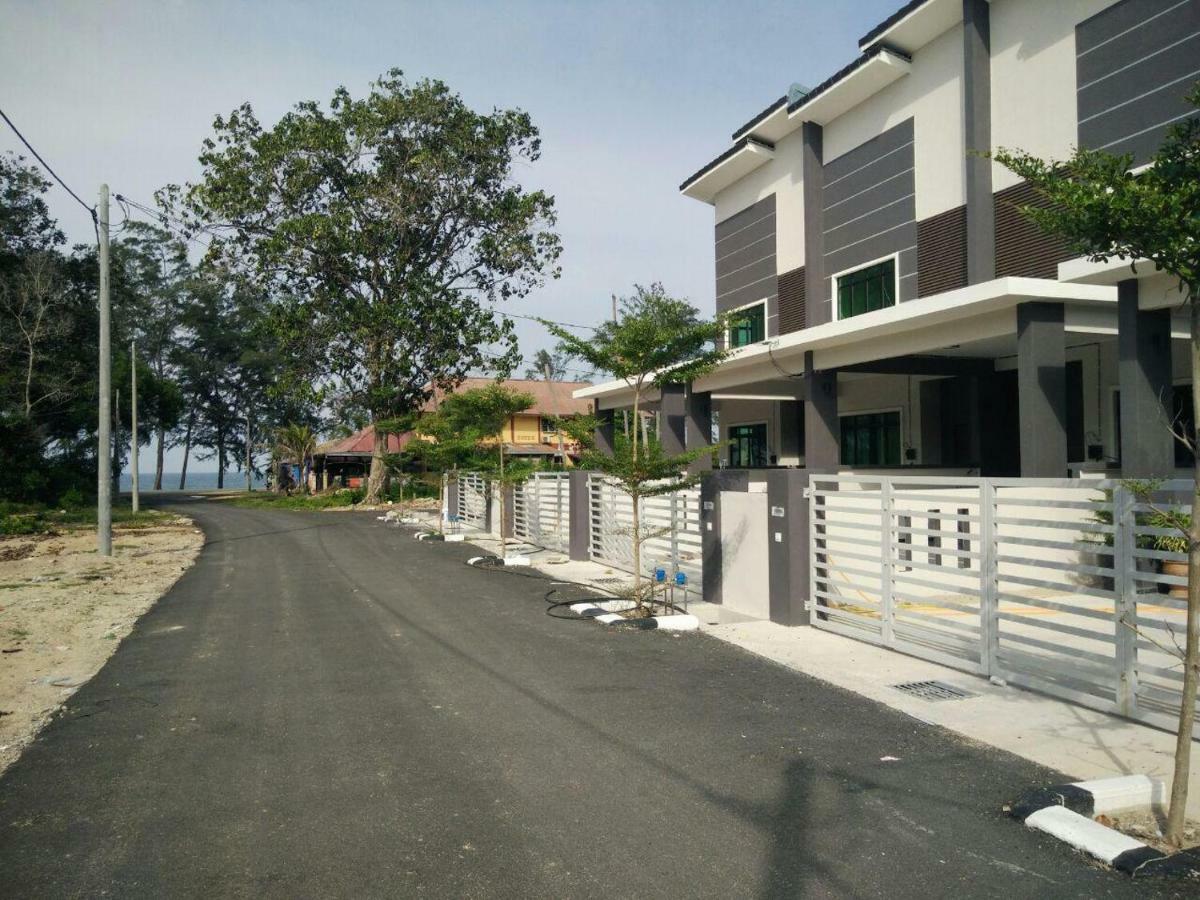 Ar-Rayyan Homestation Dungun Buitenkant foto