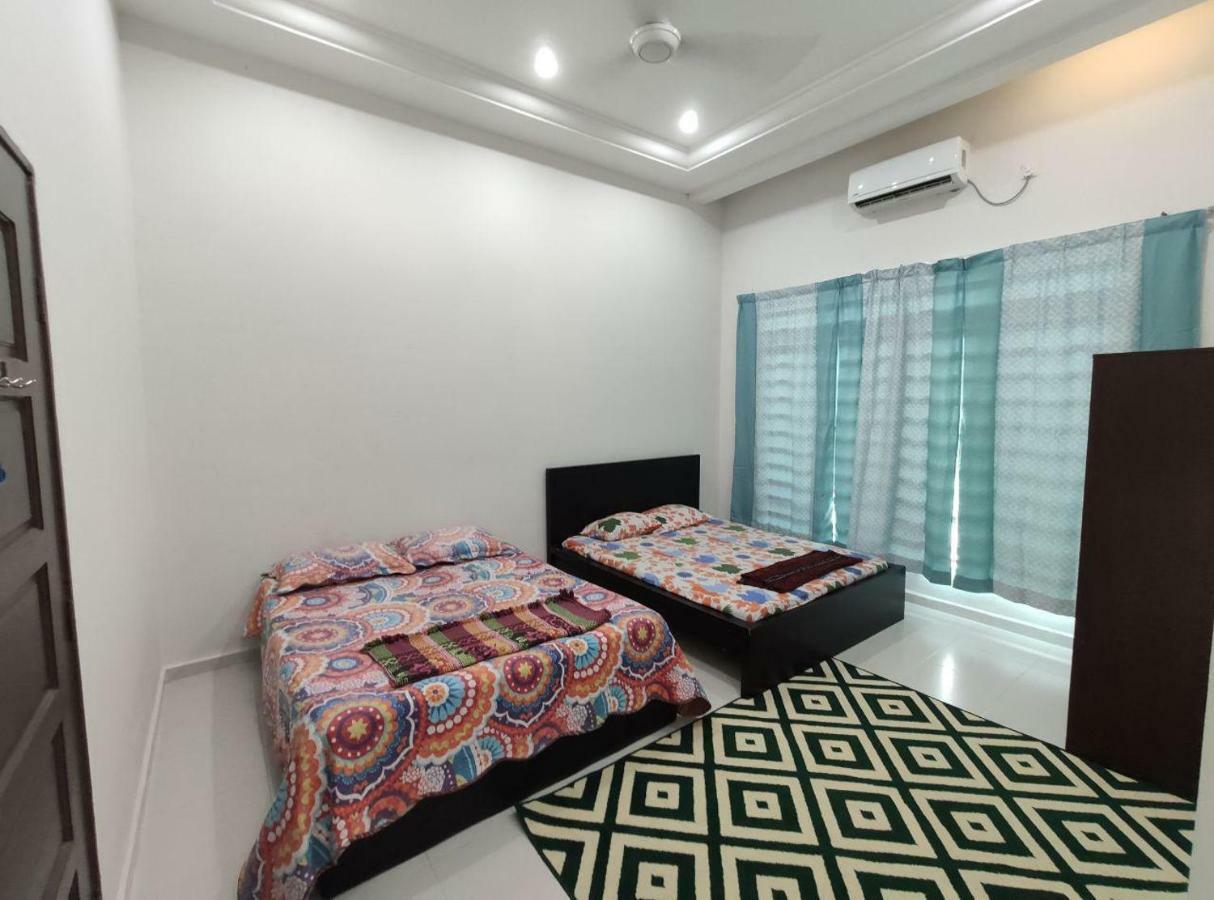 Ar-Rayyan Homestation Dungun Buitenkant foto