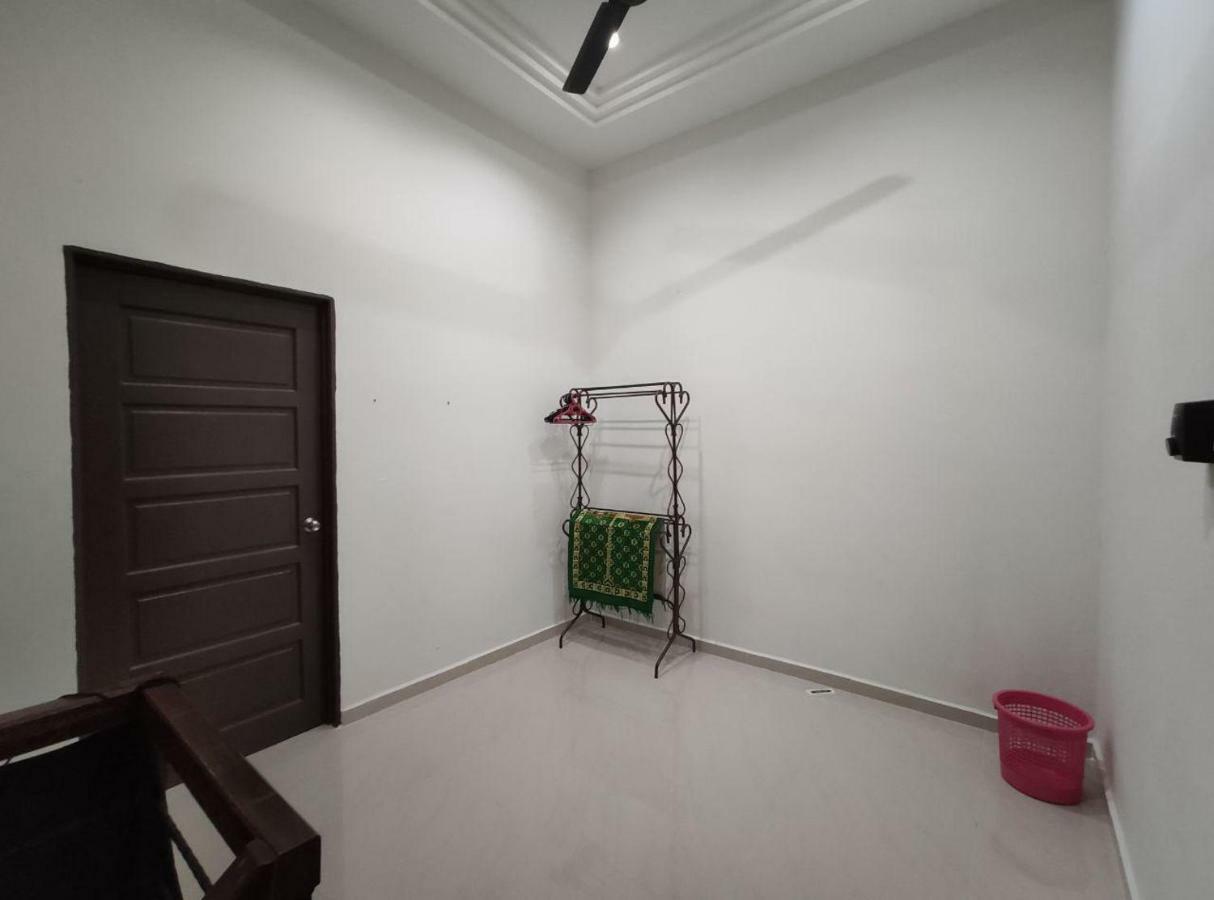 Ar-Rayyan Homestation Dungun Buitenkant foto